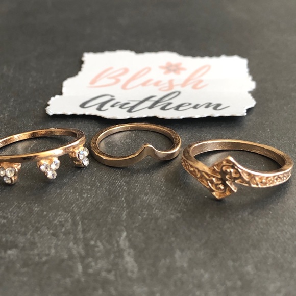 3/$25⚡️gold boho stackable drop moon star ring set - Picture 15 of 15